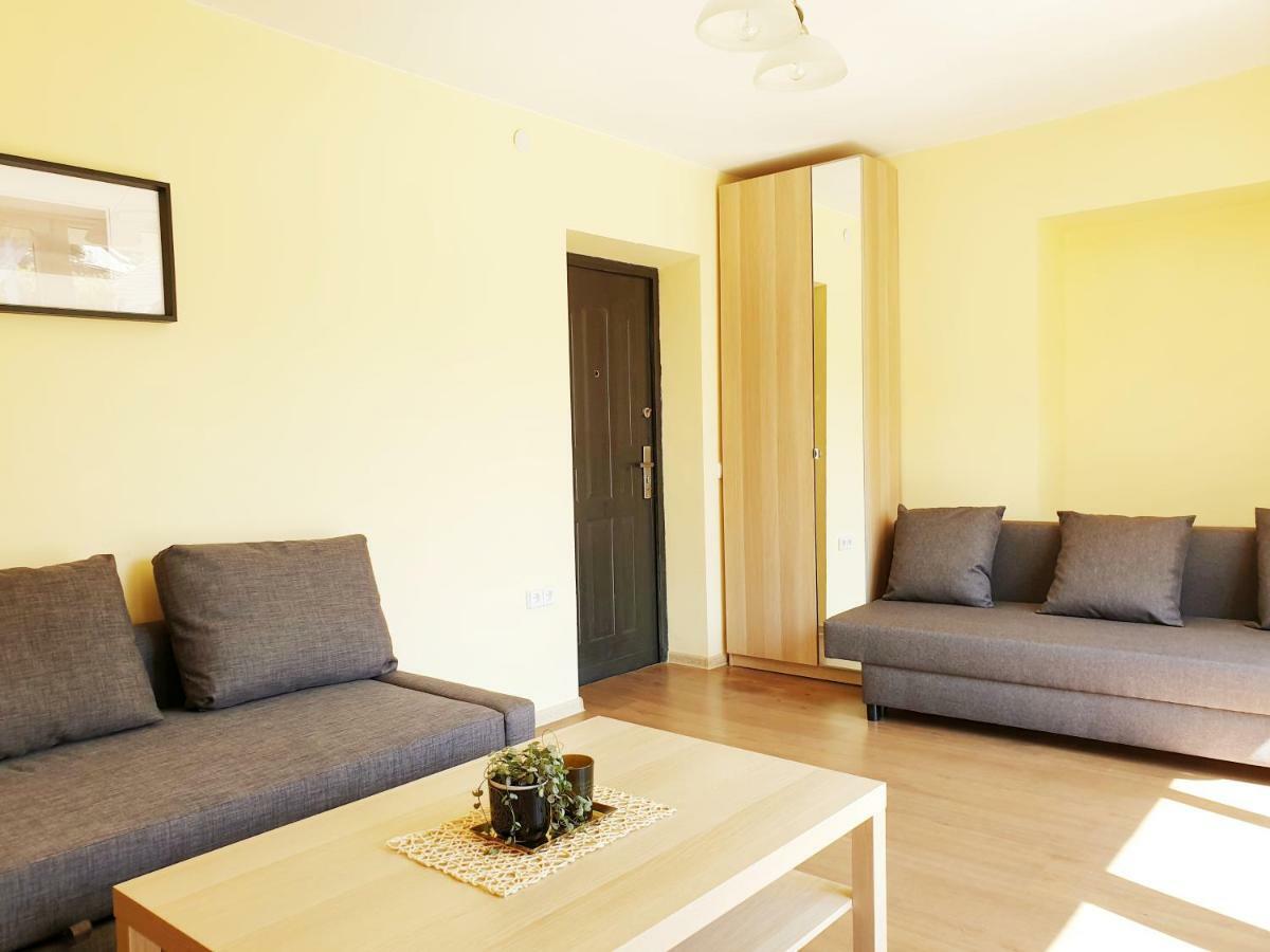 Vila G Palanga Luaran gambar
